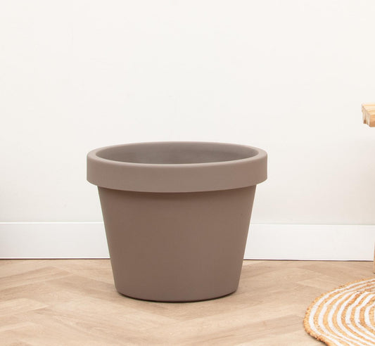 Lira Tortora plantenpot, diameter 75 cm, hoogte 68 cm, elegant design voor binnen en buiten"