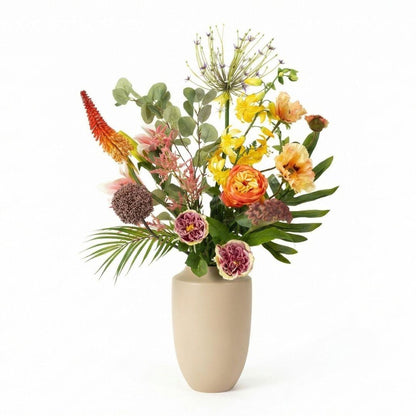 Tropisch kunstbloemen boeket met kleurrijke bloemen voor modern interieur.kunstbloemen